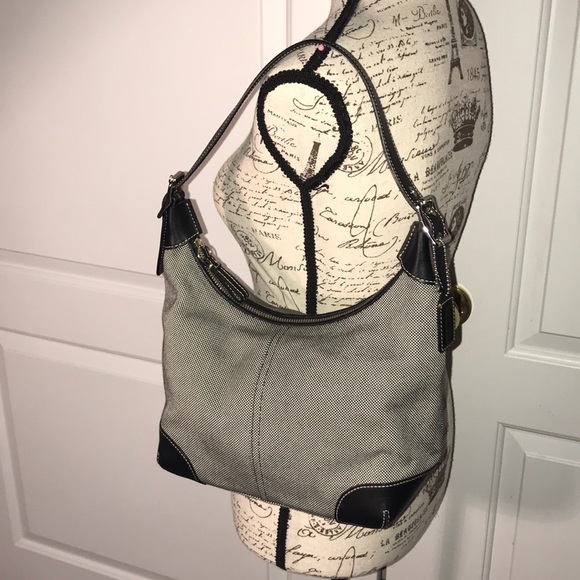 COACH BLACK LEATHER AND JACQUARD HOBO BAG - Picture 3 of 7